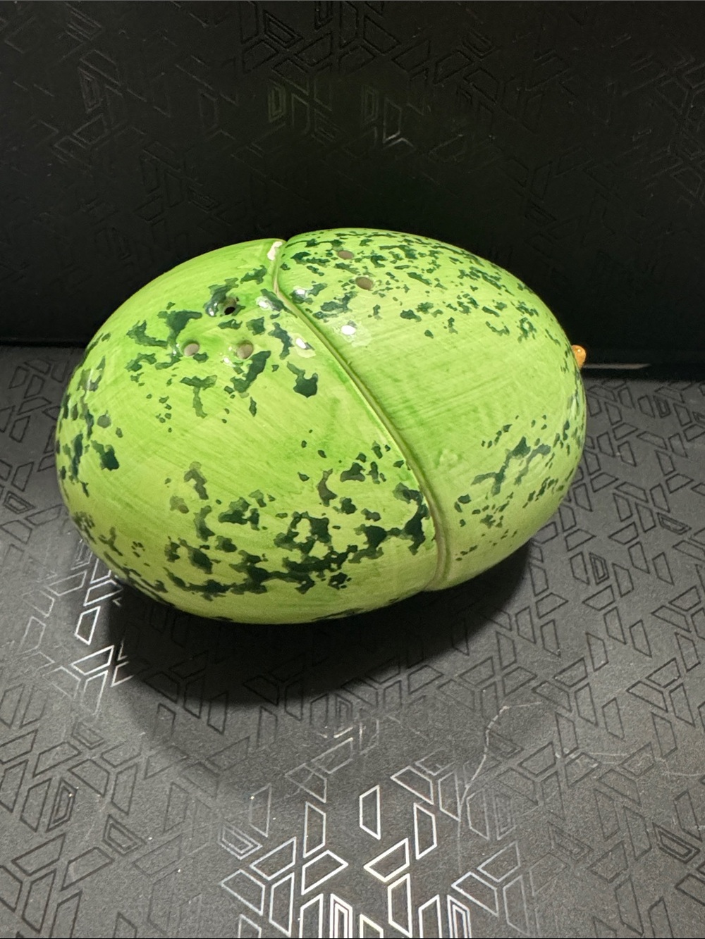 Decorative WaterMelon-Shaped Salt & Pepper Shaker Set